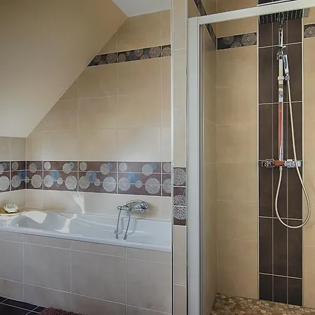 Çiftlik konaklama Au Jardin Fleuri Vauxaillon