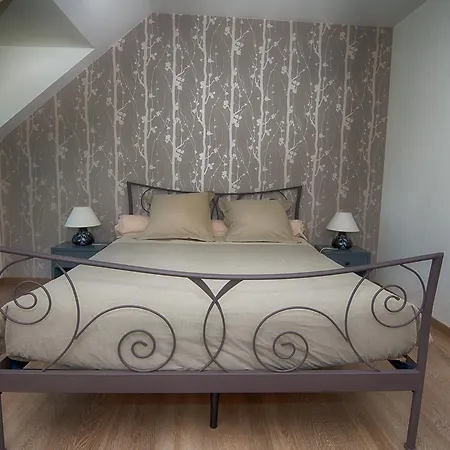 Çiftlik konaklama Au Jardin Fleuri Vauxaillon